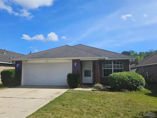 $2,000 | 647 Mozingo Lane, Pensacola, FL 32514