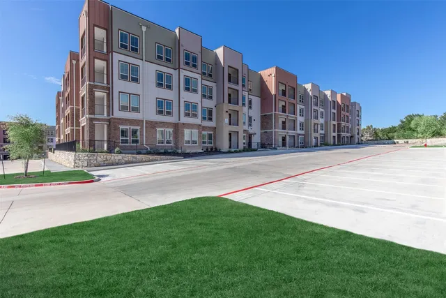 $1,399 | 7450 Bluff Springs Road, Austin, TX 78744