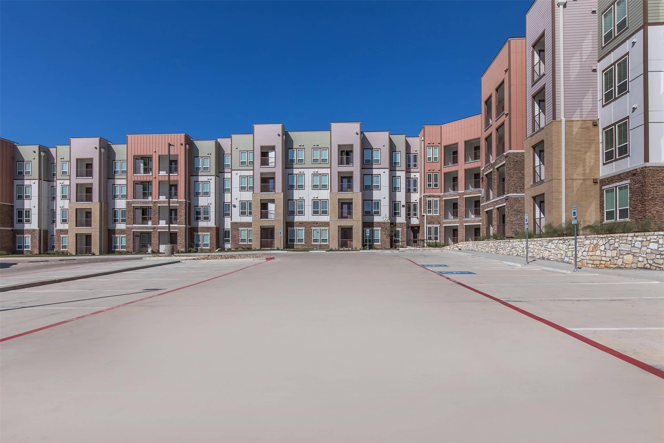 7450 Bluff Springs Road Austin, TX 78744 - Photo 15 of 32