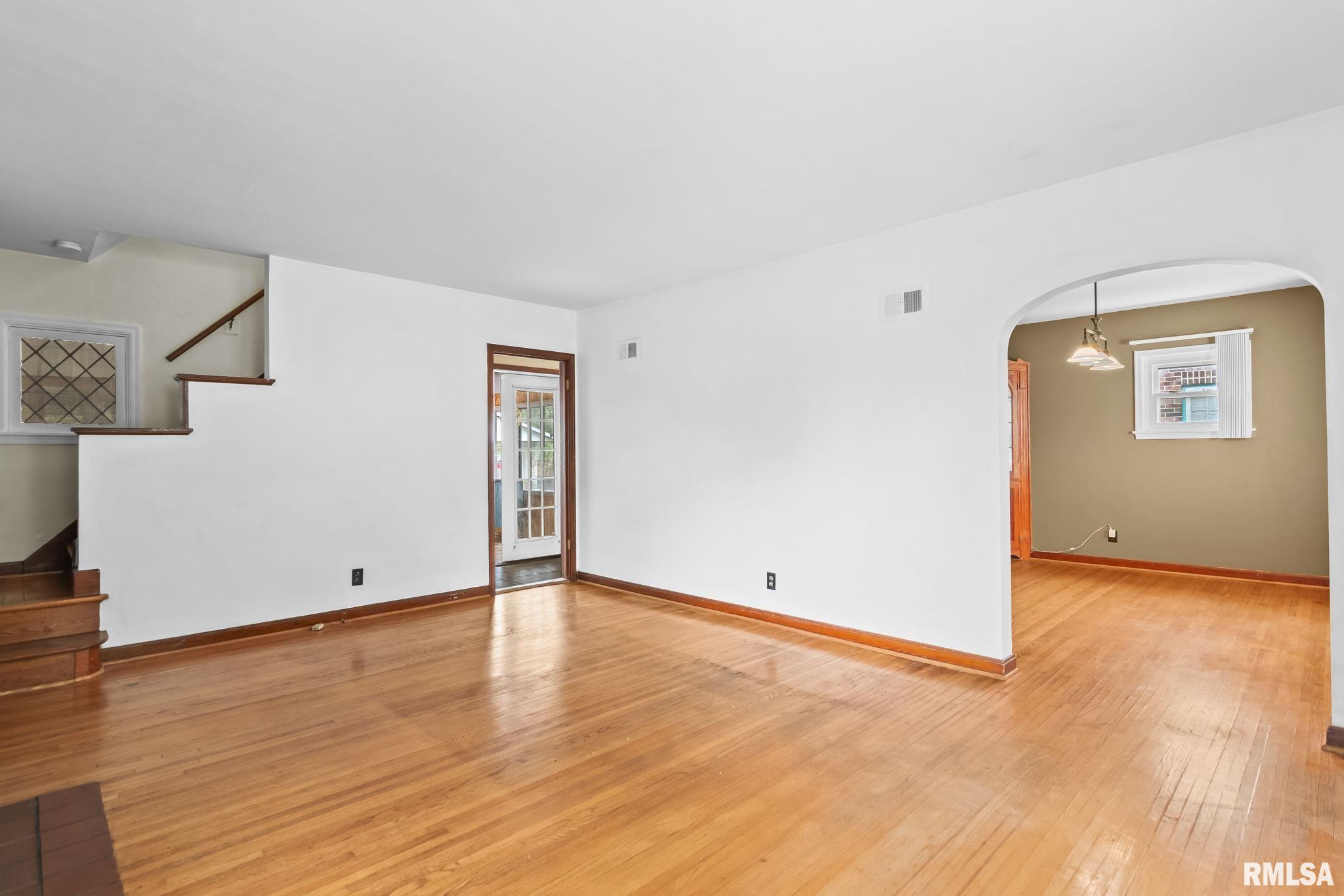 2541 South 5th Street Springfield, IL 62703 - Photo 4 of 39