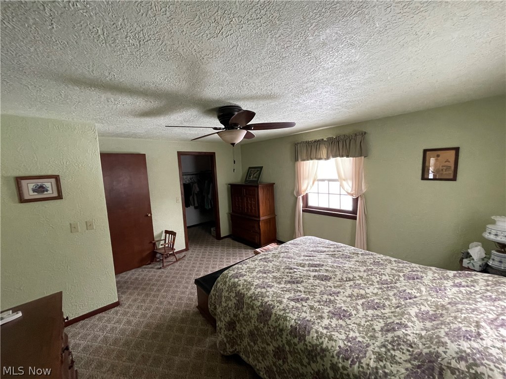 2255 Vermilion Road Vermilion, OH 44089 - Photo 26 of 34 Master bedroom