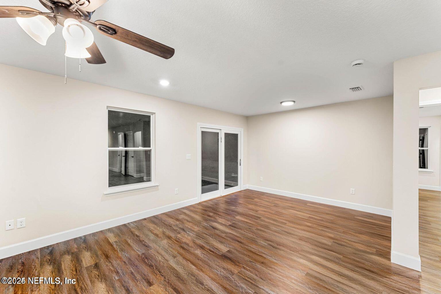 9040 Taylor Field Road Jacksonville, FL 32222 - Photo 28 of 28 Living Room/Open Floor Plan