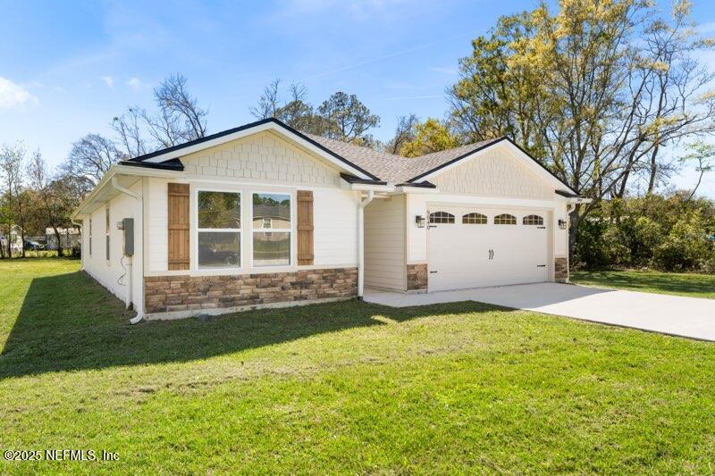 9040 Taylor Field Road Jacksonville, FL 32222 - Photo 3 of 28 Front of Home