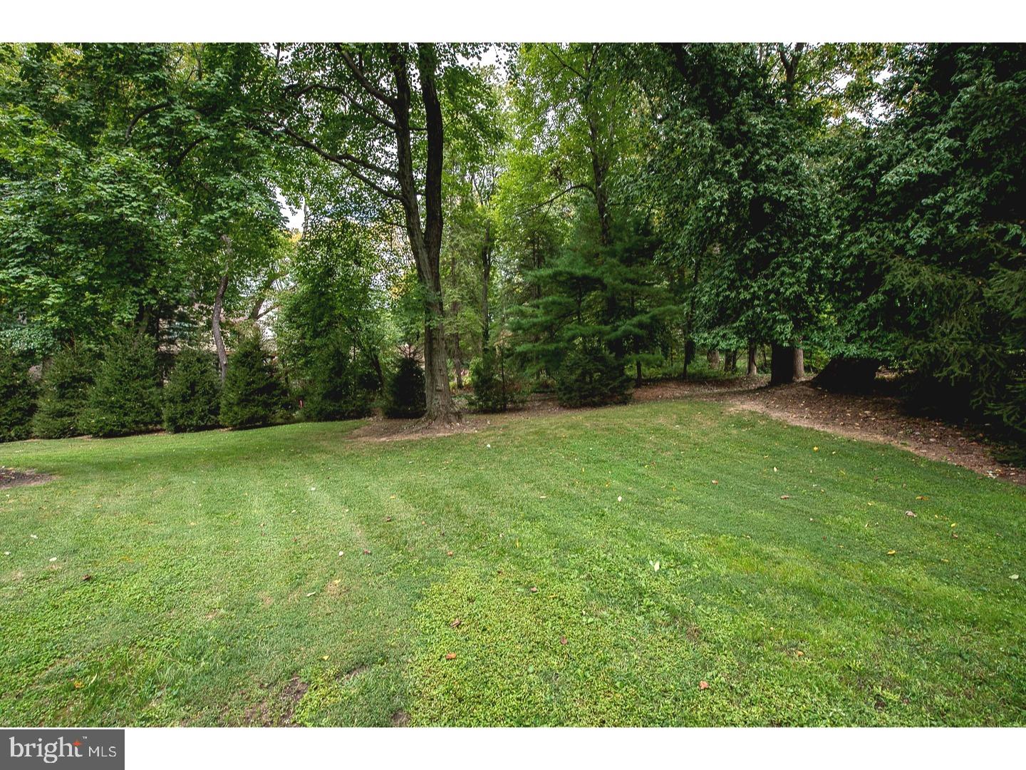 165 Ridgewood Road Wayne, PA 19087 - Photo 25 of 25 Exterior Back