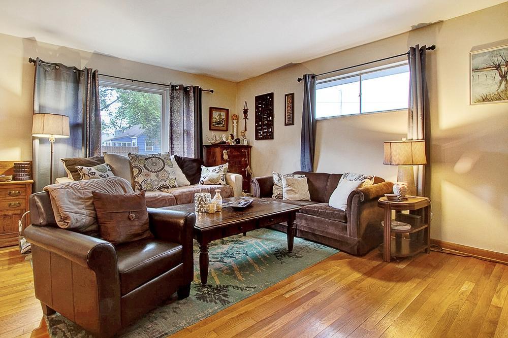 981 Kenwick Road Columbus, OH 43209 - Photo 3 of 17 Gallery Image 3