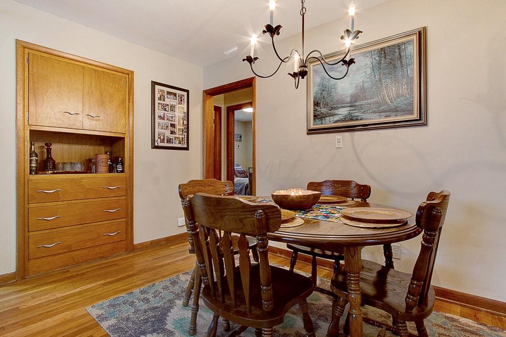 981 Kenwick Road Columbus, OH 43209 - Photo 4 of 17 Gallery Image 4