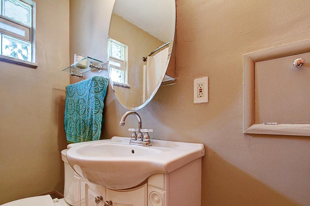 981 Kenwick Road Columbus, OH 43209 - Photo 9 of 17 Gallery Image 9