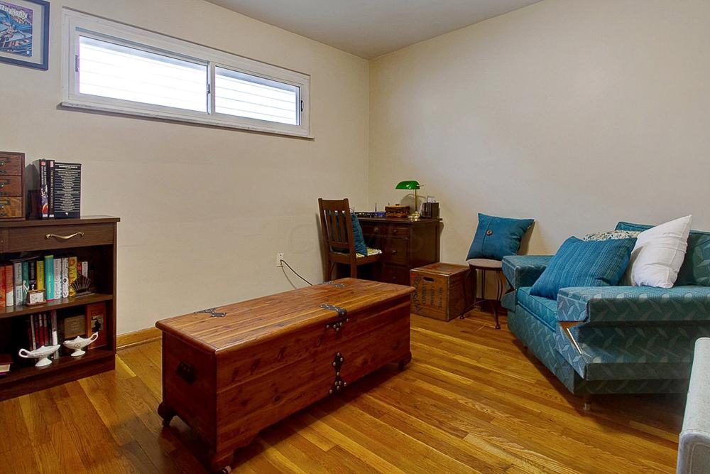 981 Kenwick Road Columbus, OH 43209 - Photo 10 of 17 Gallery Image 10