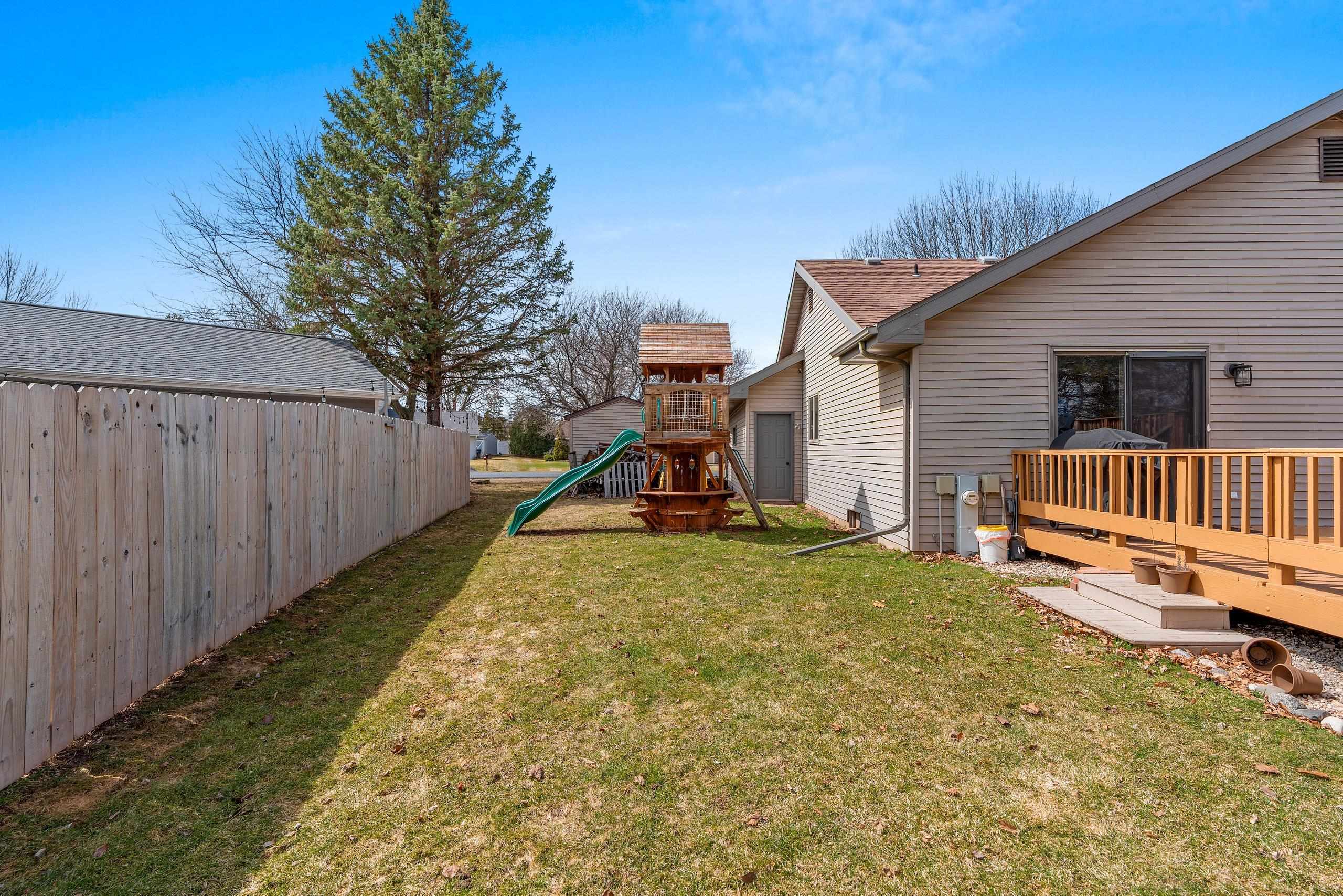 N362 Rogers Lane Appleton, WI 54915 - Photo 9 of 41