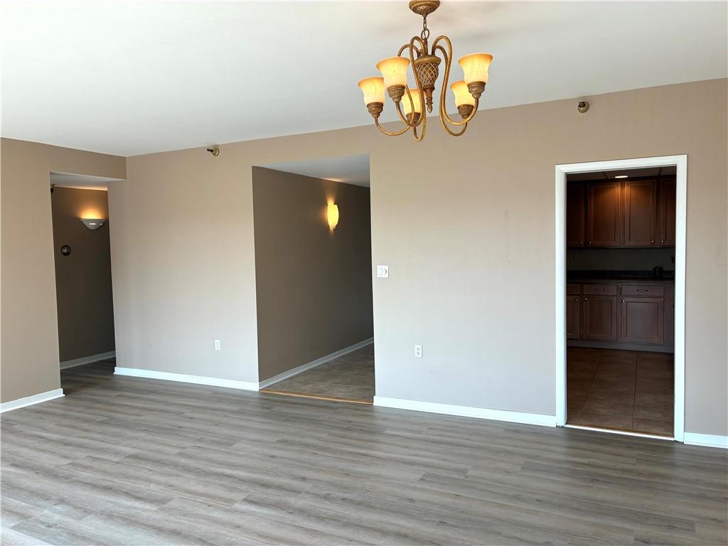 750 Washington Road, Unit 702 Pittsburgh, PA 15228 - Photo 6 of 22 A view toward the hallway, entry & kitchen