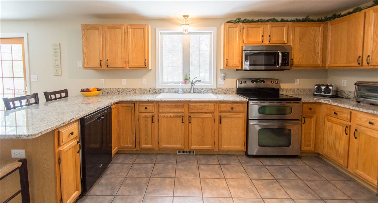 41 Mountain Road Brookline, NH 03033 - Photo 10 of 40