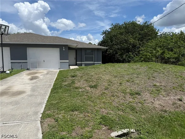 $1,550 | 107 Harold Avenue South, Lehigh Acres, FL 33973