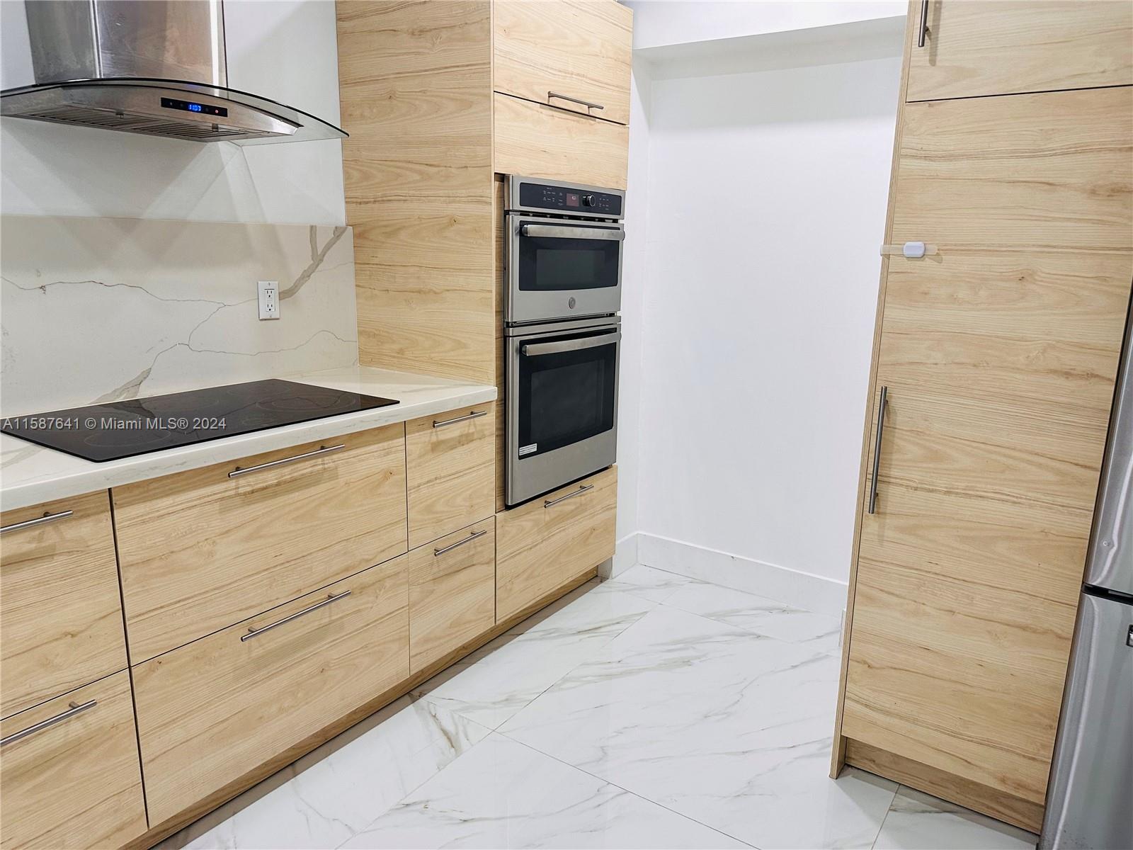 17841 Southwest 113th Avenue Miami, FL 33157 - Photo 7 of 23