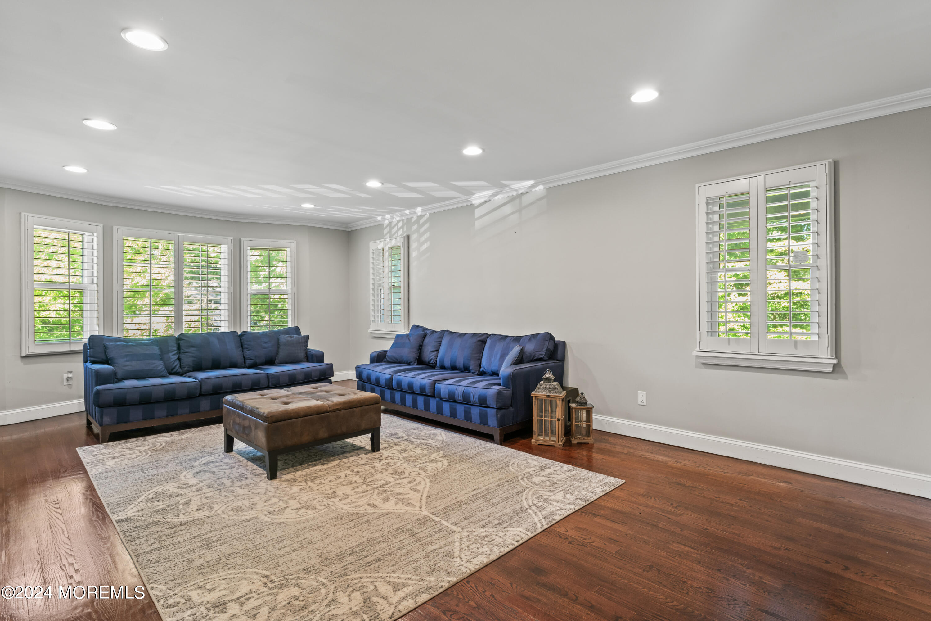 54 Rutherford Road Berkeley Heights, NJ 07922 - Photo 16 of 43 a living room with furniture and a couch
