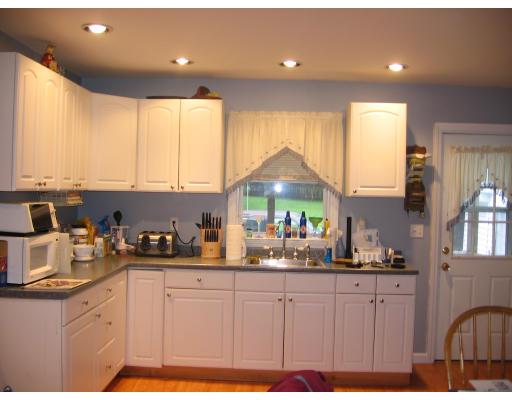 5 Trull Road Tewksbury, MA 01876 - Photo 4 of 8 Gallery Image 4