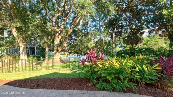 $3,995 | 2032 Marye Brant Loop North, Neptune Beach, FL 32266