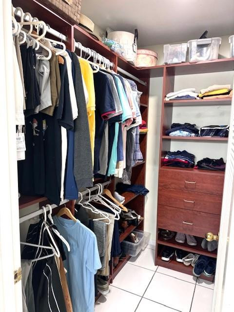 23341 Lago Mar Circle Boca Raton, FL 33433 - Photo 21 of 50 Master organized closet