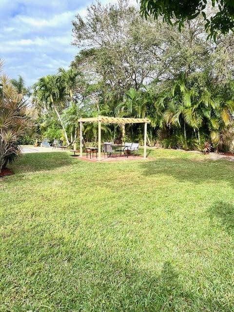 23341 Lago Mar Circle Boca Raton, FL 33433 - Photo 33 of 50 Huge backyard