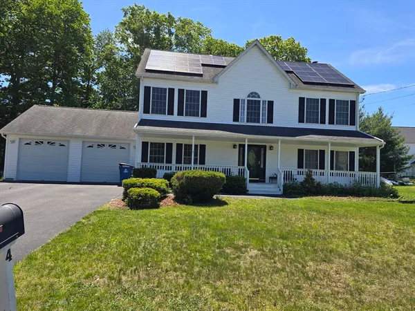 $539,900 | 4 Panarelli Way, Webster, MA 01570