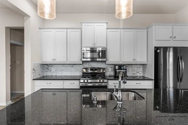 $375,000 | 10517 Wild Chives, Conroe, TX 77385