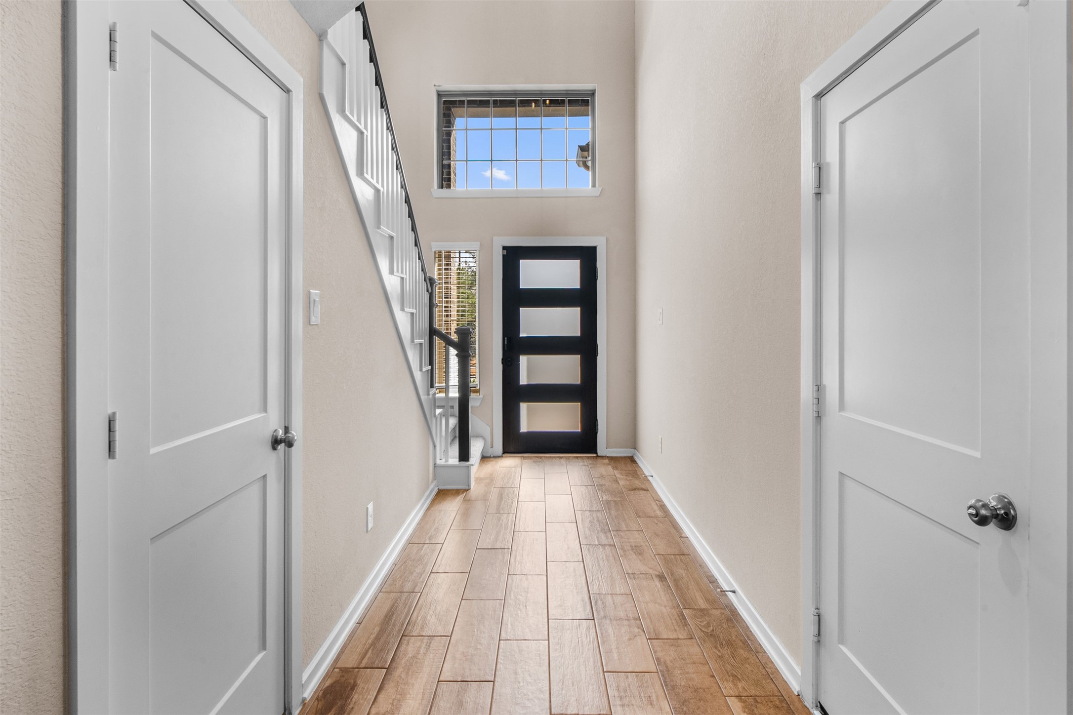 10517 Wild Chives Conroe, TX 77385 - Photo 4 of 30