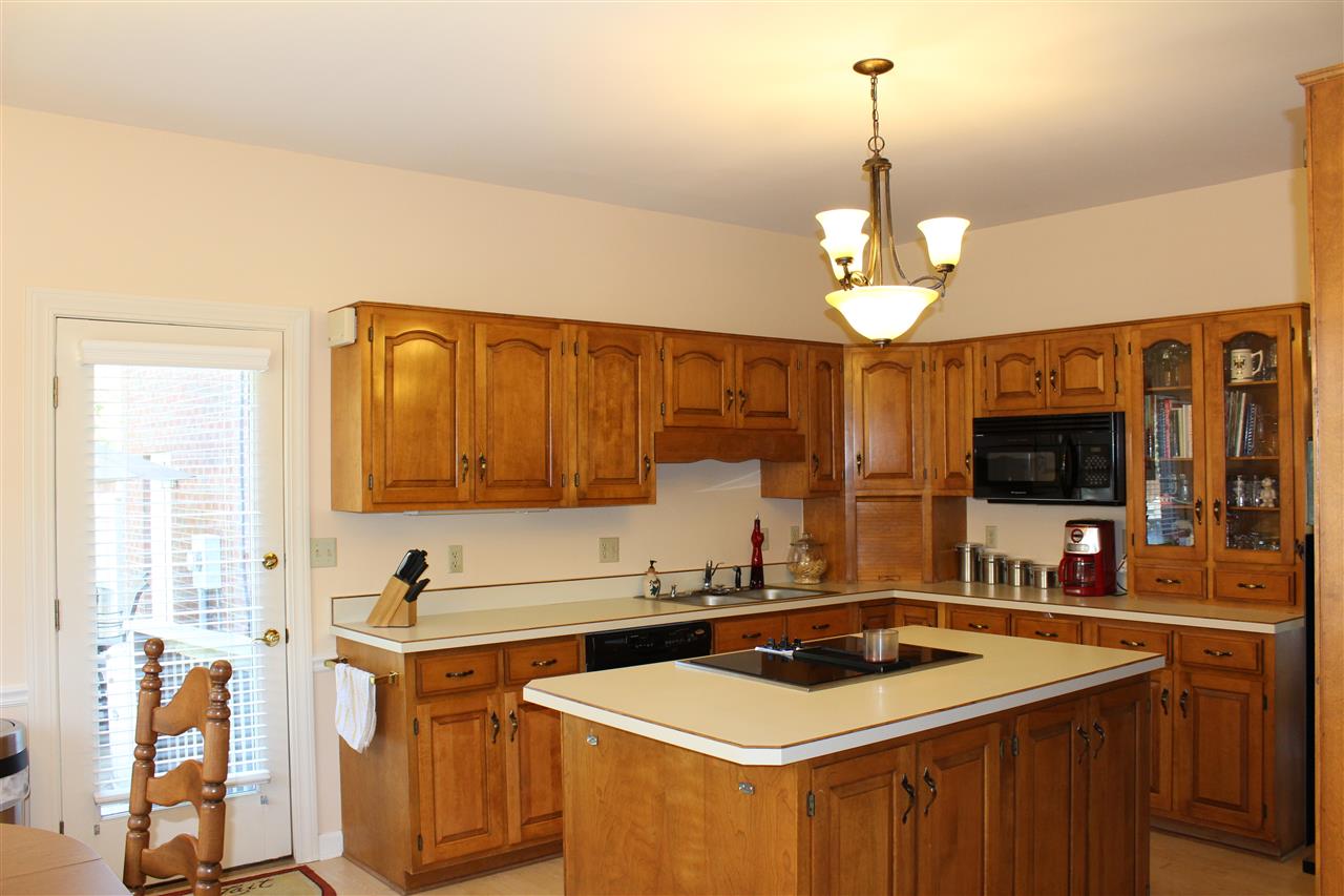7522 Ridgebrook Newburgh, IN 47630 - Photo 9 of 27 Gallery Image 9