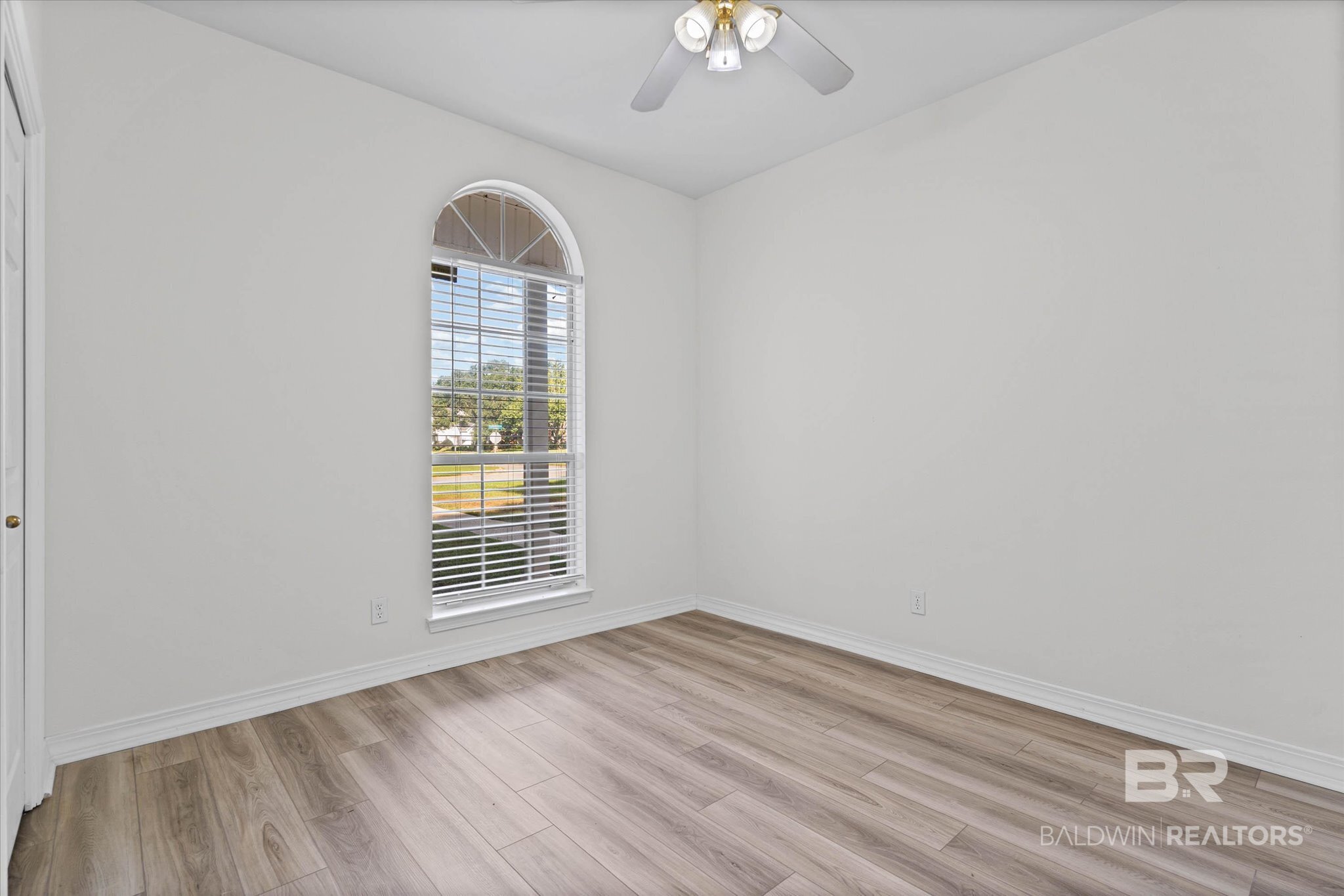 28582 Canterbury Road Daphne, AL 36526 - Photo 15 of 24 Gallery Image 15