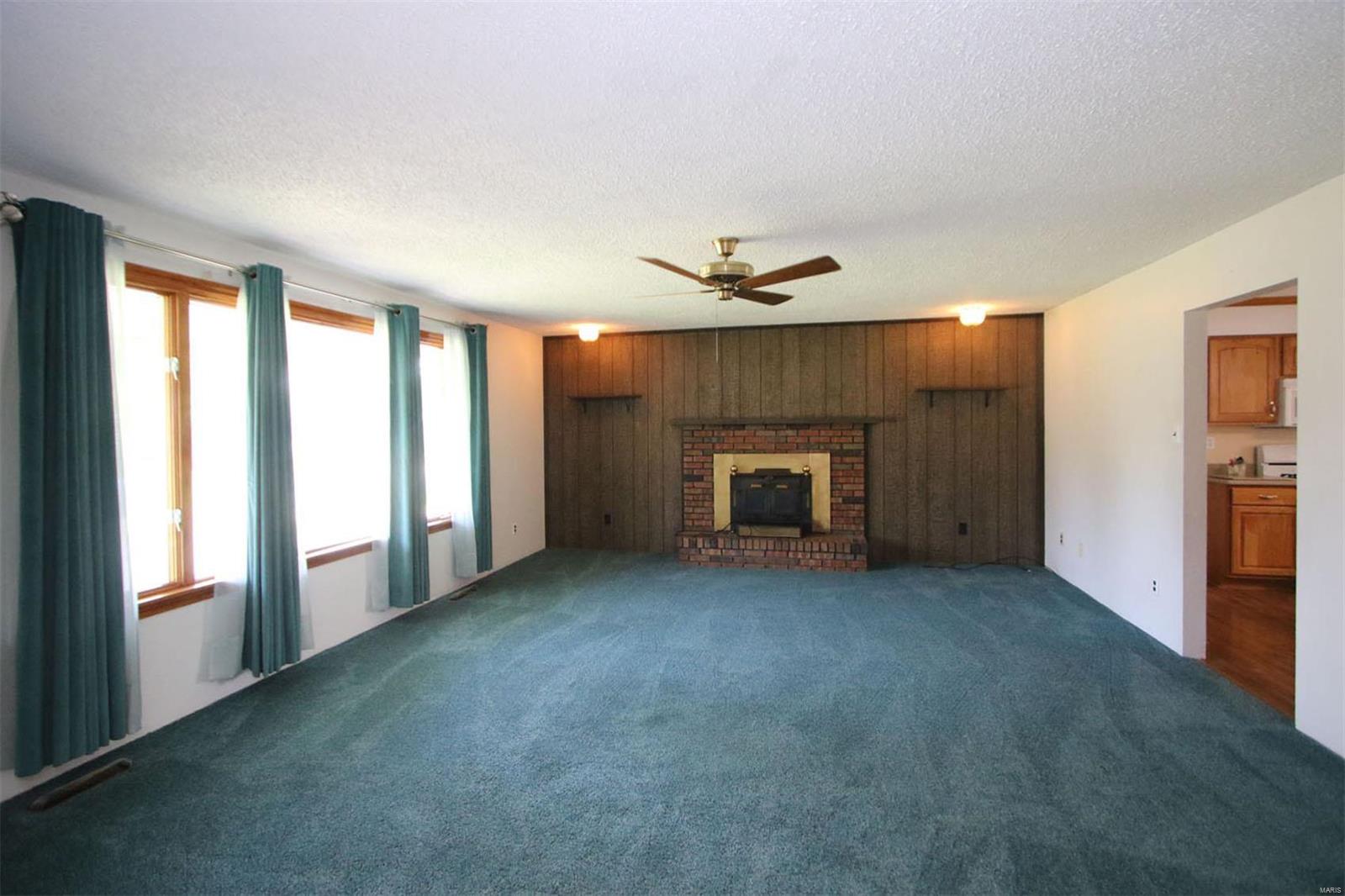 1502 Broadway Avenue South Roxana, IL 62087 - Photo 13 of 25