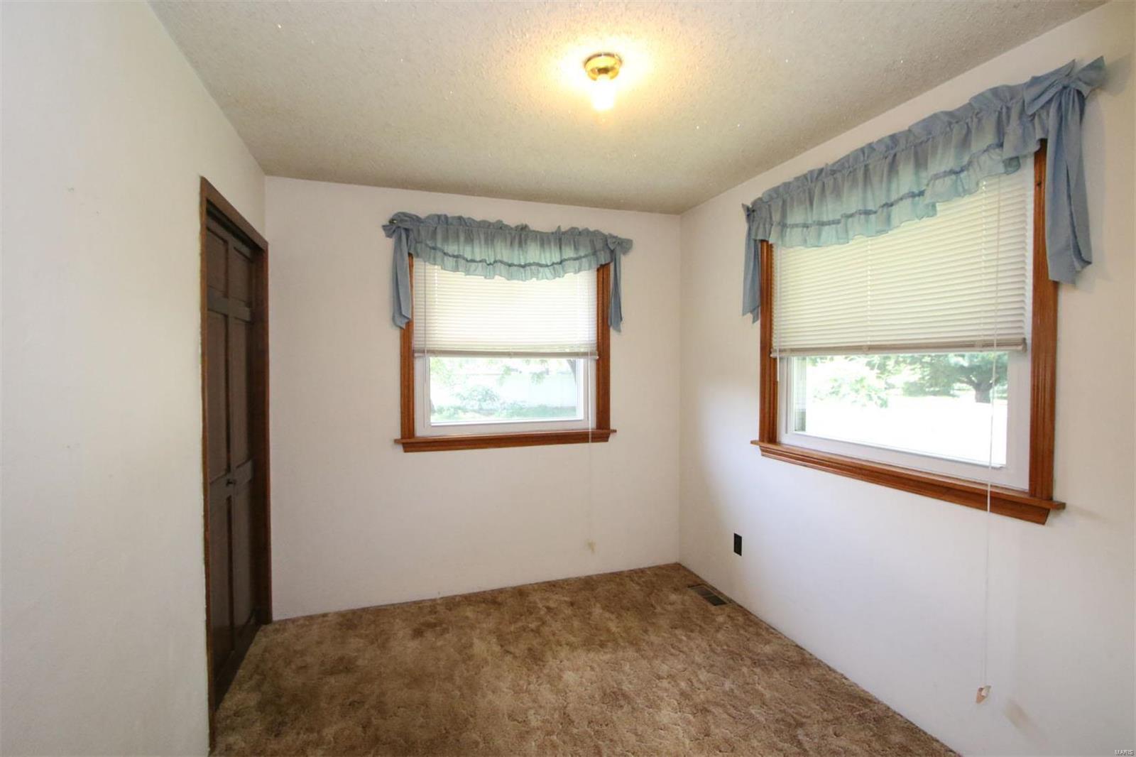 1502 Broadway Avenue South Roxana, IL 62087 - Photo 22 of 25