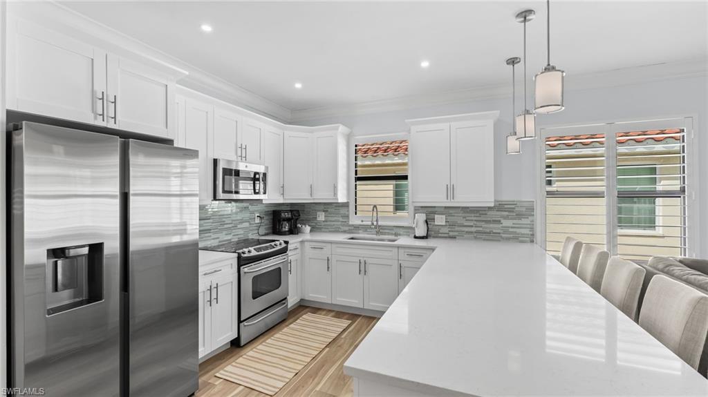 561 94th Avenue North Naples, FL 34108 - Photo 18 of 46