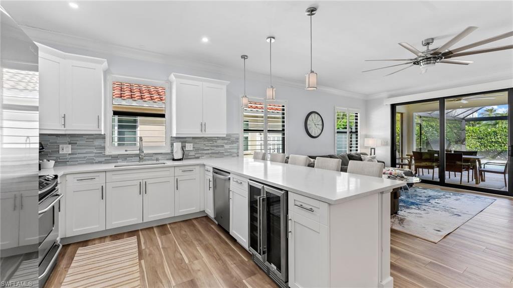 561 94th Avenue North Naples, FL 34108 - Photo 19 of 46