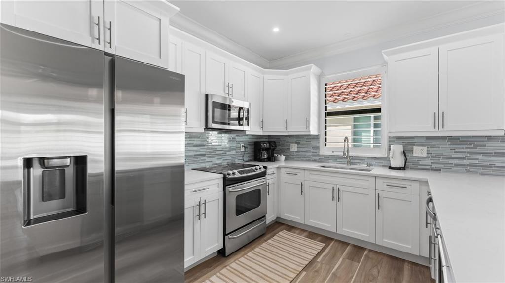 561 94th Avenue North Naples, FL 34108 - Photo 20 of 46