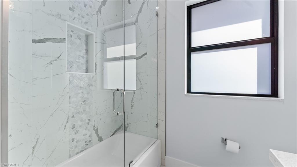 561 94th Avenue North Naples, FL 34108 - Photo 5 of 46