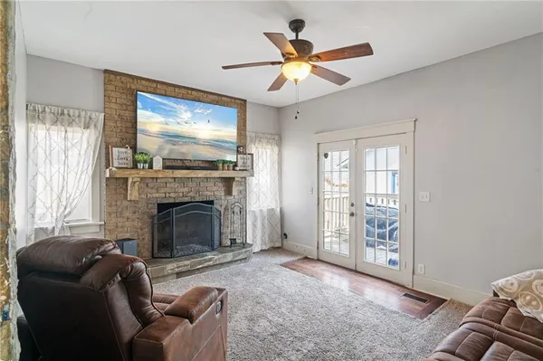 $265,000 | 2709 Felix Street, St. Joseph, MO 64501