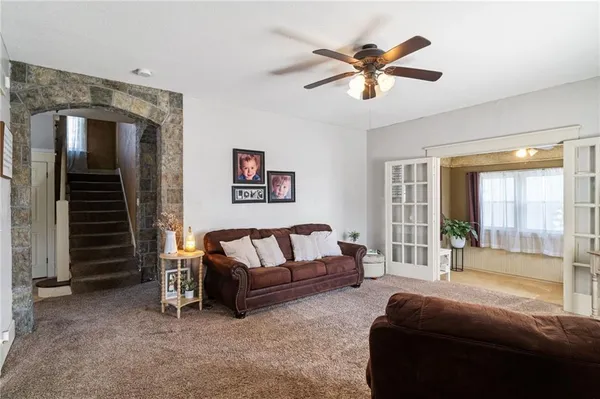 $265,000 | 2709 Felix Street, St. Joseph, MO 64501