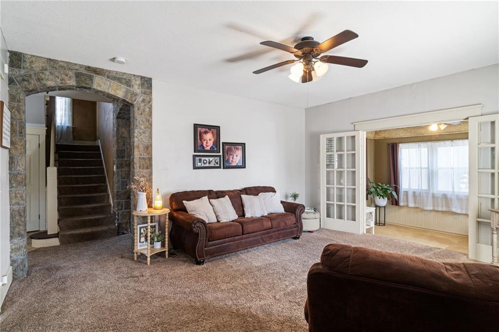 2709 Felix Street St. Joseph, MO 64501 - Photo 2 of 39