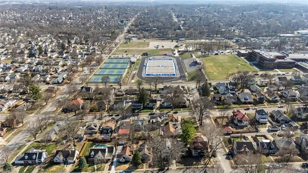 $265,000 | 2709 Felix Street, St. Joseph, MO 64501