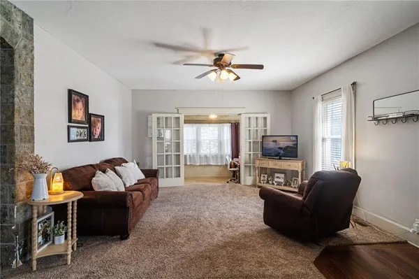 $265,000 | 2709 Felix Street, St. Joseph, MO 64501