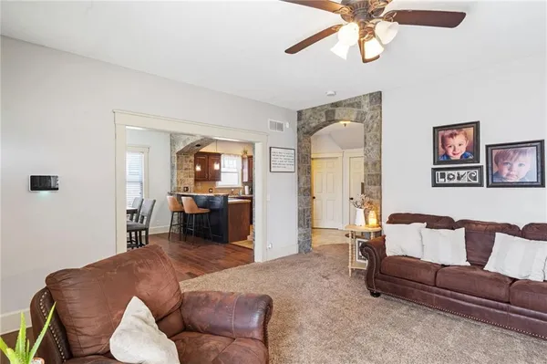 $265,000 | 2709 Felix Street, St. Joseph, MO 64501