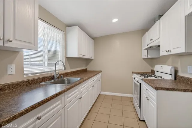 $725,000 | 15643 Sueno Lane, Victorville, CA 92394