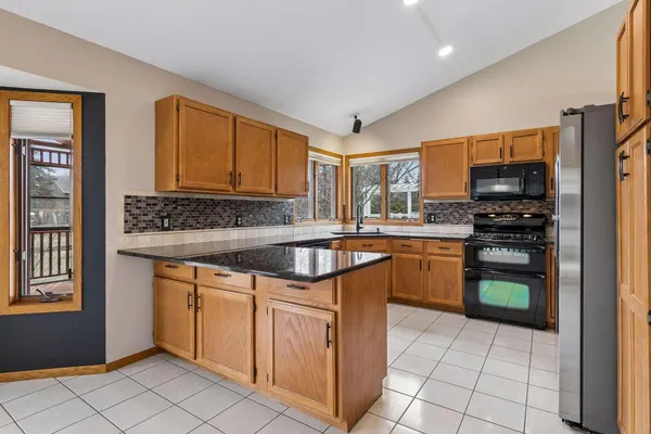 $465,000 | 1325 Courtland East, Waconia, MN 55387