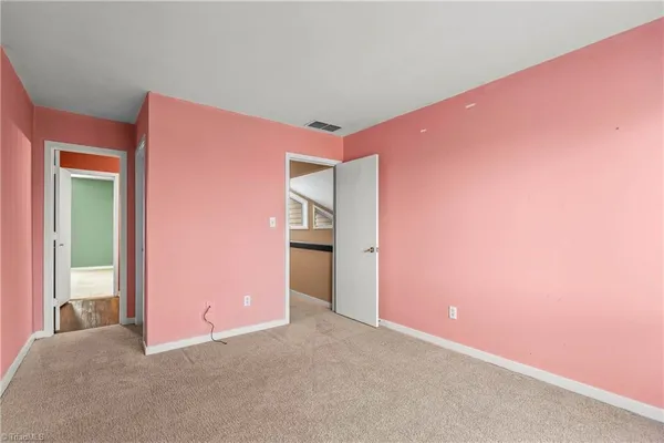 $305,000 | 101 Maple Hill Court Northwest, Winston-Salem, NC 27106