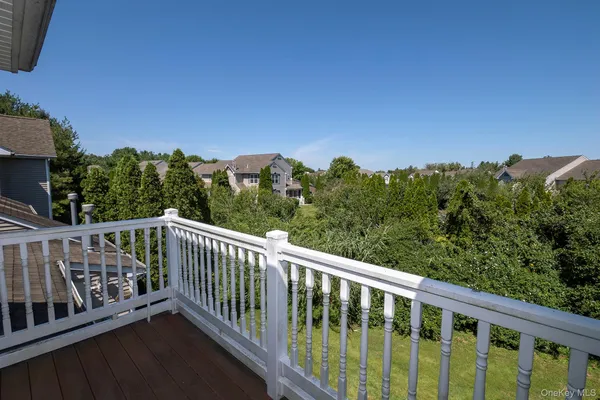 $3,445 | 170 Overlook Drive, Unit 170, Farmingville, NY 11738