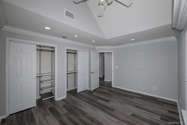 $3,445 | 170 Overlook Drive, Unit 170, Farmingville, NY 11738