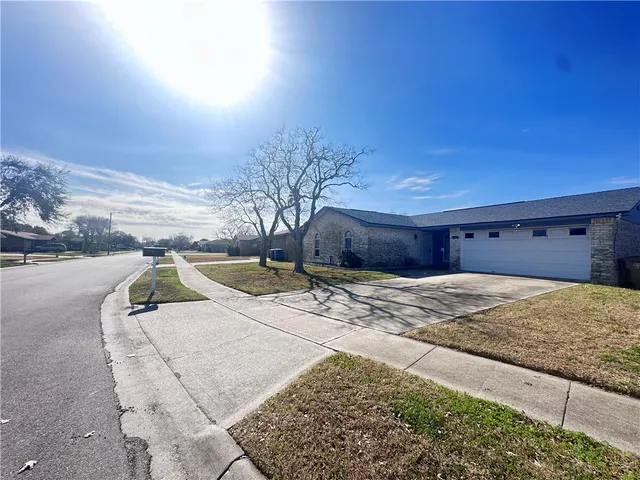 $1,700 | 1713 Mermaid Drive, Corpus Christi, TX 78412