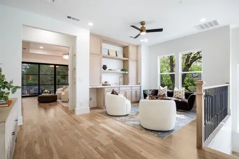 $2,275,000 | 6162 Prospect Avenue, Dallas, TX 75214