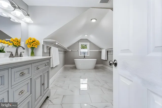 $349,900 | 8000 Oakleigh Road, Baltimore, MD 21234