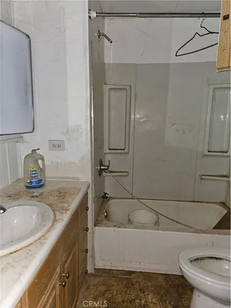 $335,000 | 2851 Pamela Lane, Clearlake, CA 95422