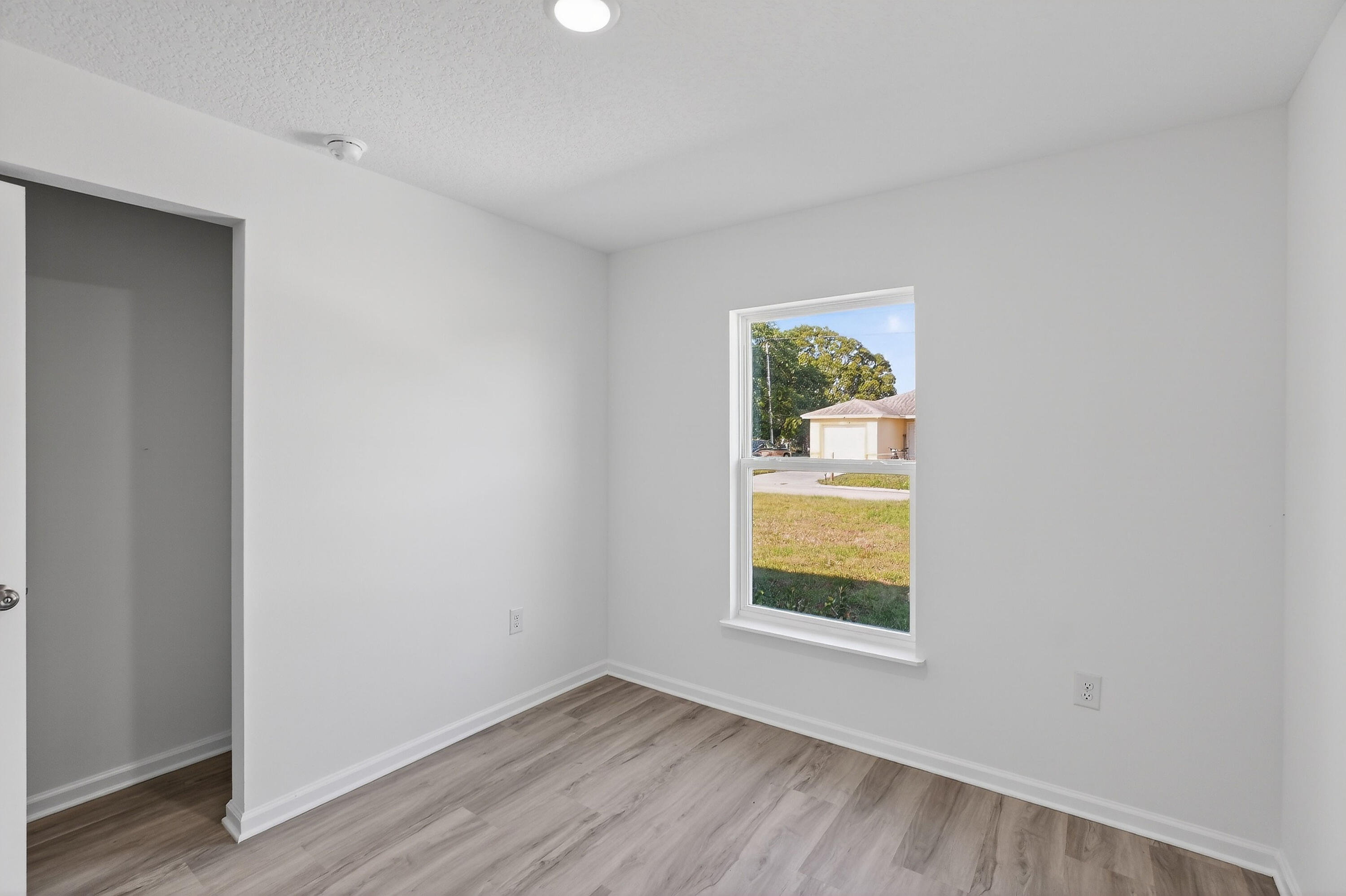 1115 F Avenue, Unit A Fort Pierce, FL 34950 - Photo 17 of 22 17