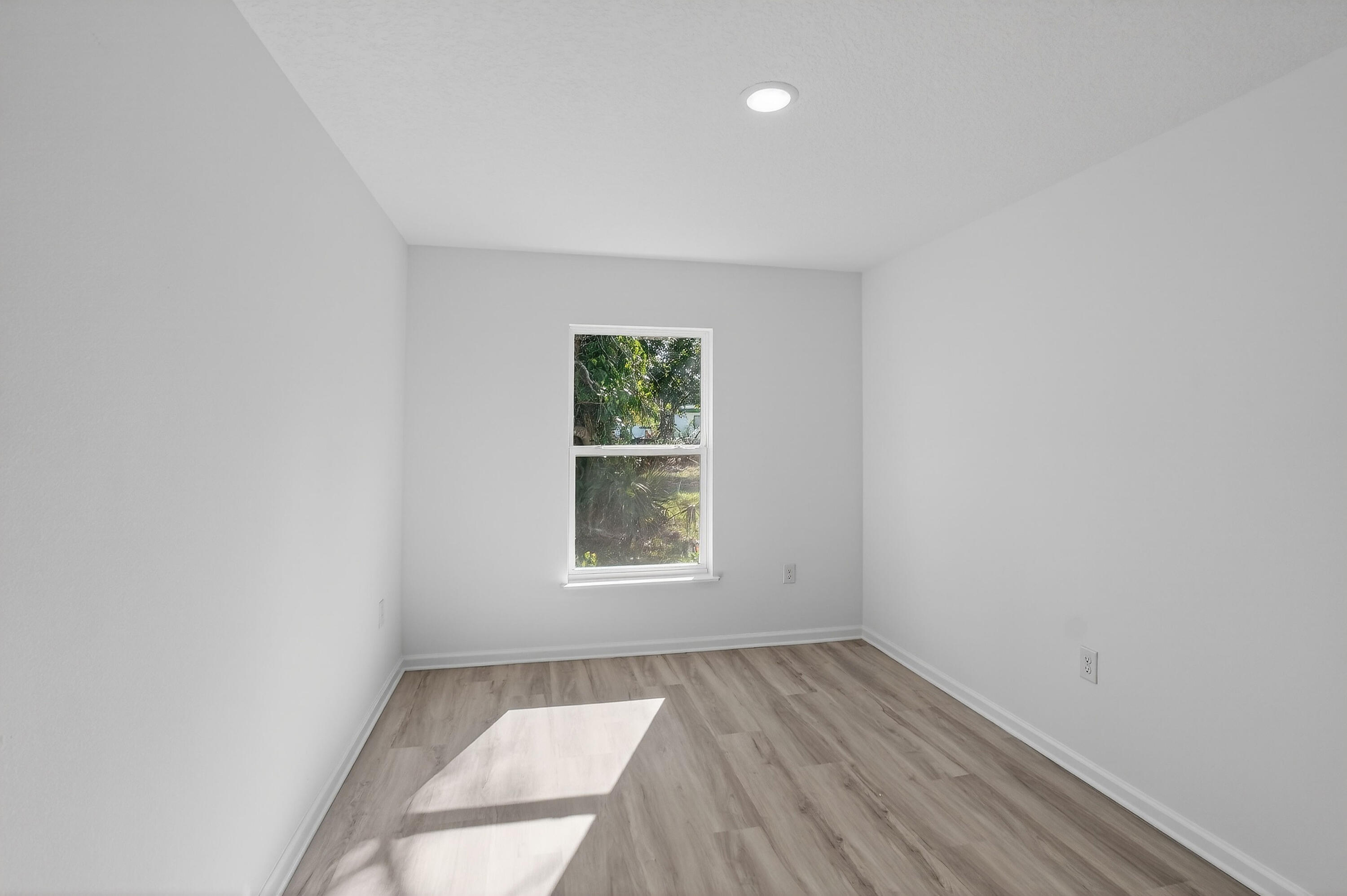 1115 F Avenue, Unit A Fort Pierce, FL 34950 - Photo 5 of 22 5